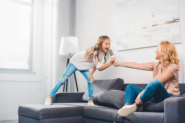 granddaughter singing with hair comb 