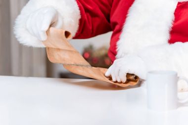 Noel Baba ile istek listesi