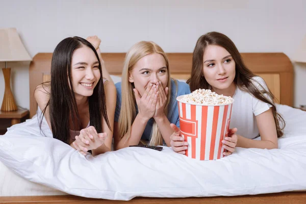 Popcorn in bed cassie age