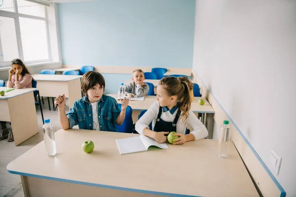 Schoolgirl Mad Her Classmate Because Cheating Lesson — Stock Photo, Image