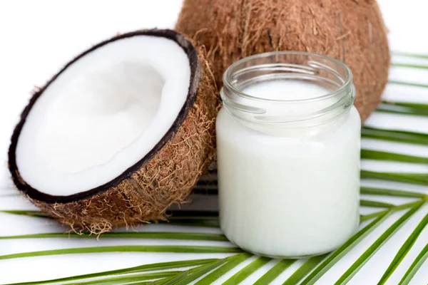 Aceite de coco ecológico - foto de stock