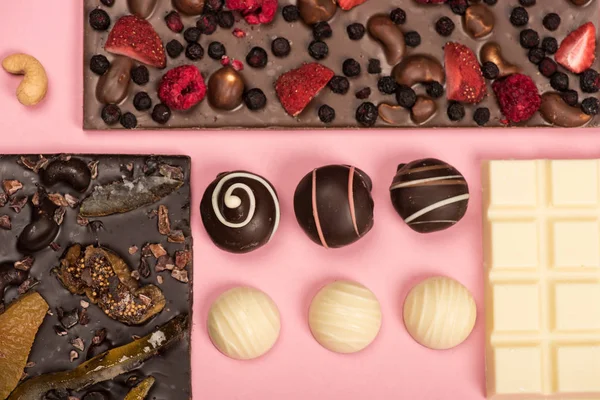 Barres chocolatées et bonbons — Photo de stock