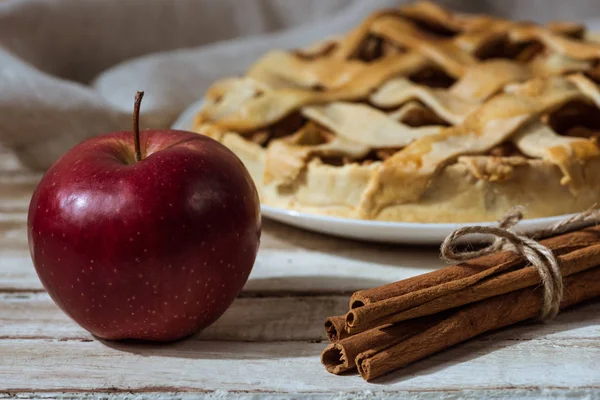 Tarta de manzana casera — Stock Photo