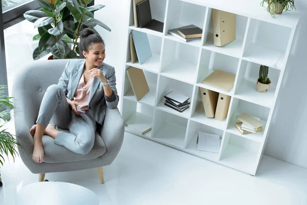 Femme d'affaires afro-américaine — Photo de stock