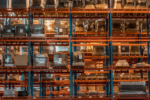 Innenraum der Lagerhalle — Stockfoto