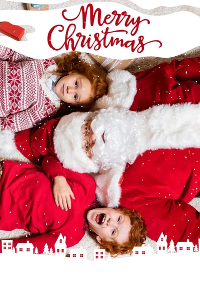 Weihnachtsmann und kleine Kinder — Stockfoto