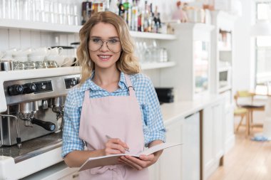Barista yazılı notlar