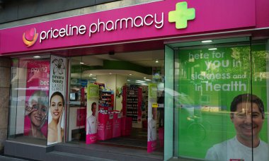 Bu mağaza Oxford Street üzerindeki Sydney Cbd dahil olmak üzere 300'den fazla mağaza ile bir Avustralya sağlık ve güzellik perakendeci priceline olduğunu.
