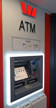 ATM makine Westpac Corporation, Avustralya'nın en eski Bankası ve piyasa tarafından ikinci büyük bankacılık.