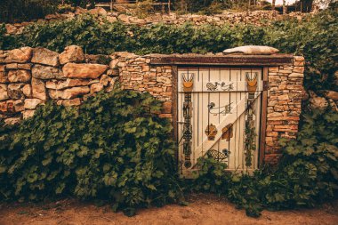 Bir resim ile eski kapılar