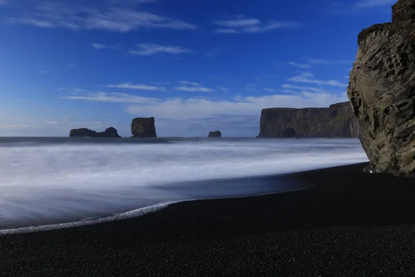 Wyspa Landschaft Atlantik Insel Wasserfall Dyrhlaey Reynisfjara Vik Myrdal Kirkjufjara — Zdjęcie stockowe