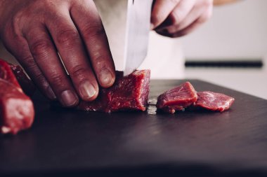 Kasap eller karşılamak kesme