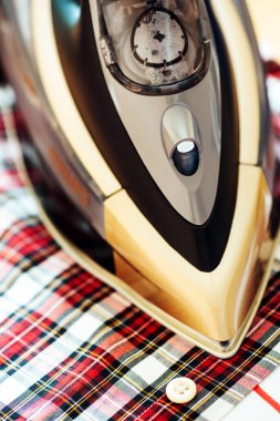 Demir levhada demir baskı