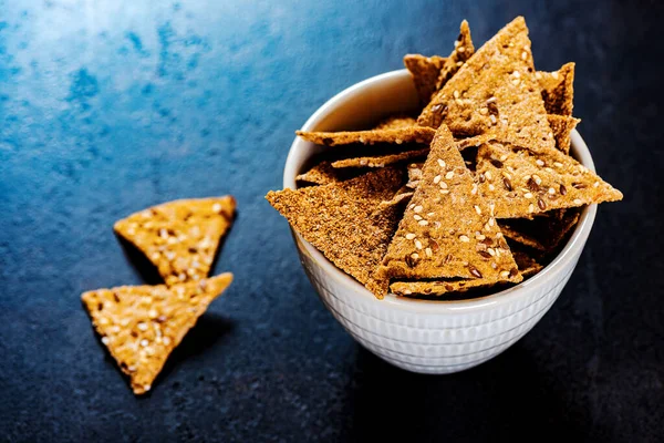 Sesame Triangular Crispy Chips Bowl — Stock Photo, Image