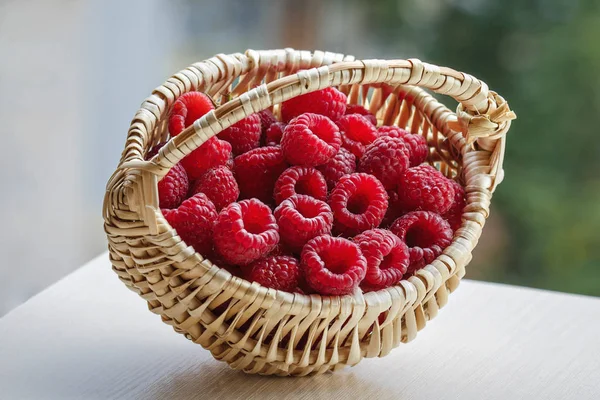 Berries choice of raspberry close-up in the basket. — Stock Photo, Image