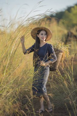 Çiftçi kadın işçi uygun alanların, Asya