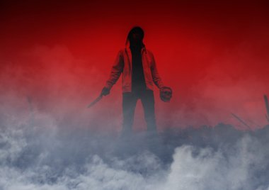 Kötülüğü, insan elinde insan kafatası, Cadılar Bayramı ve kitap kapağı fikirler için korkutucu arka plan ile serbest bırak 