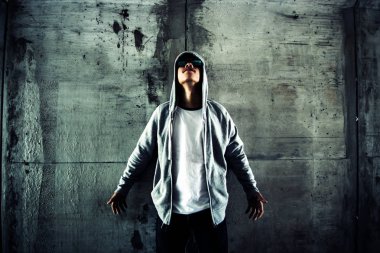 Hoodies yabancı kişi 