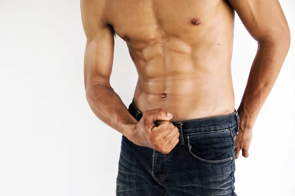 Sexy shirtless gespierde mannelijk model, gezonde levensstijl concept en ideeën — Stockfoto