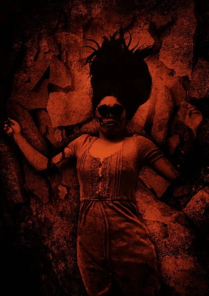 Scary ghost kvinna i ruiner, skräck bakgrund för bokomslag — Stockfoto