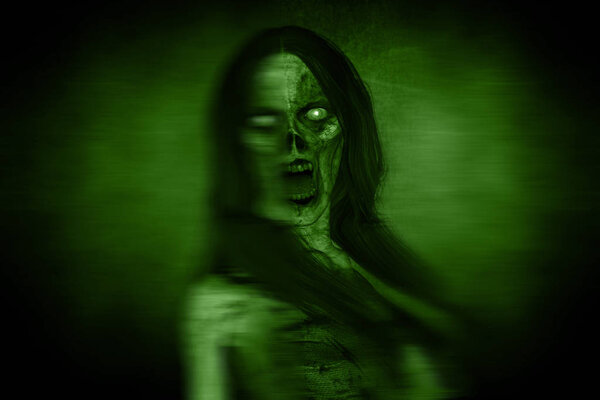 Страшная женщина-призрак
 