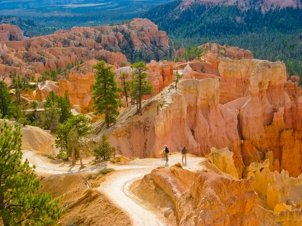 Hermosa formación rocosa - Hoodoos en Bryce Canyon National Par — Foto de Stock