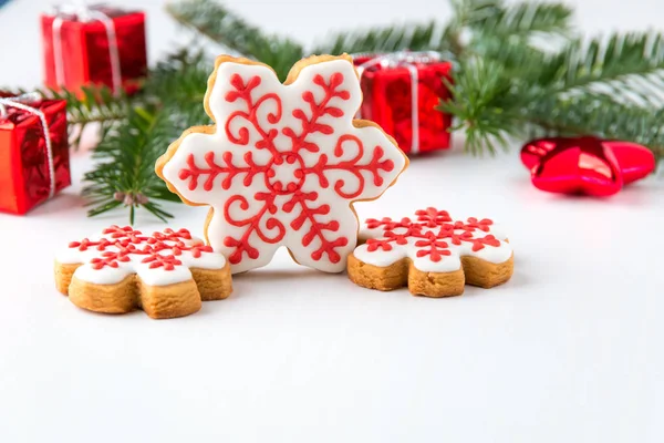 Biscuits de Noël au flocon de neige maison . — Photo
