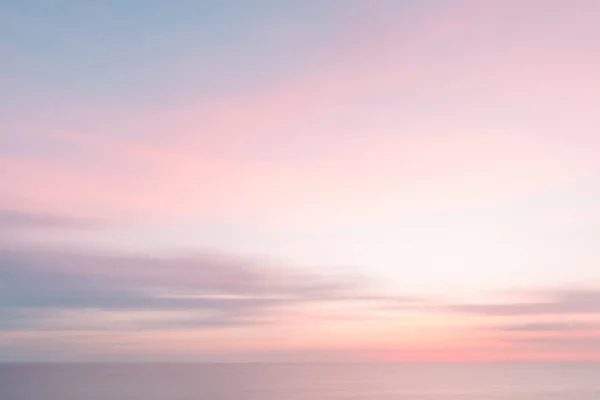 Niewyraźne tło natura niebo i ocean wschód słońca Zdjęcie Stockowe