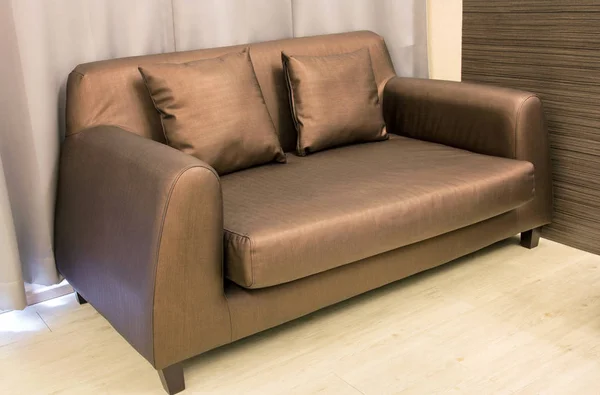 Sala de estar com sofá — Fotografia de Stock