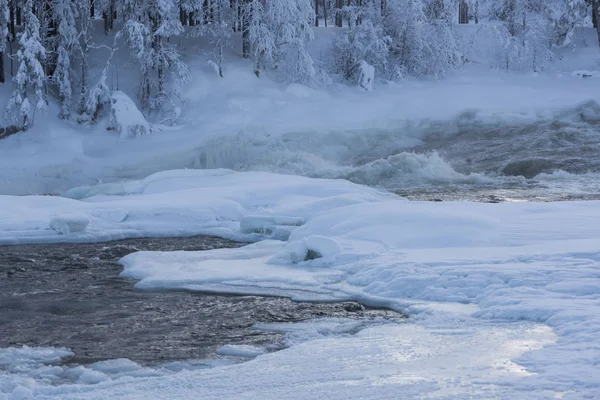 Der Winter im schwedischen Lappland — Stockfoto