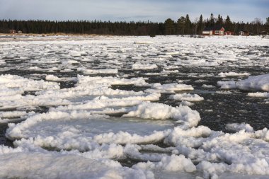 Storforsens Doğal Rezervleri çok önemli nehir akıntıları, Norrbotten, İsveç, Winther boyunca