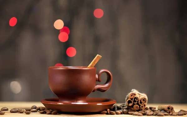 Granos de café en un bodegón — Foto de Stock