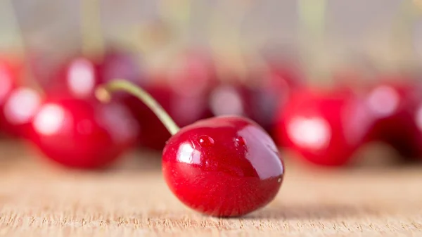 Fruta de cereja saborosa — Fotografia de Stock