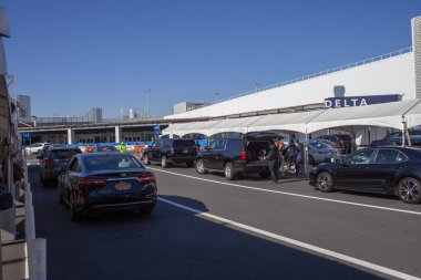 Laguardia 'daki Uber buluşma yeri. 
