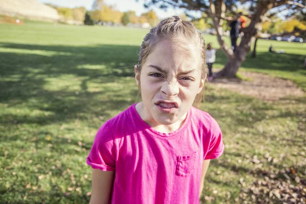 Girl having an emotional outburst — Stock Photo, Image