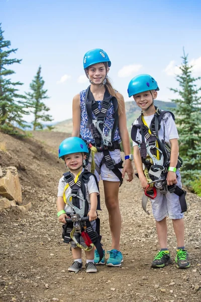 Children Standing Special Equipment Zip Wire Rolling — Stock Photo, Image