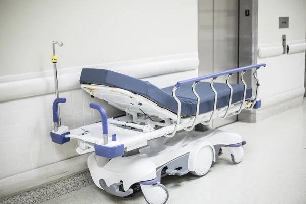 Medisch Vervoer Kar Permanent Hall Ziekenhuis — Stockfoto