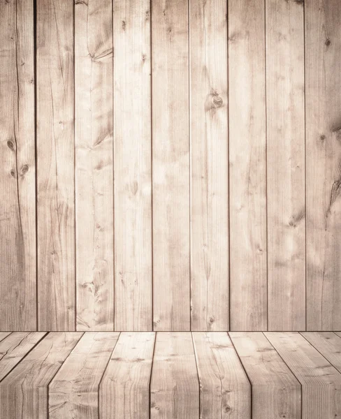 Pared de madera grunge marrón oscuro con estantes —  Fotos de Stock