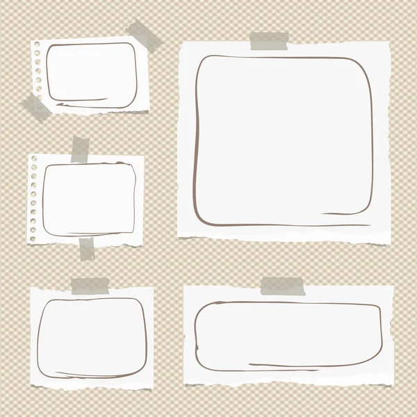 Quaderno bianco strappato, nota, fogli di carta da copiare con cornici doodle, incollati su sfondo quadrato marrone — Vettoriale Stock