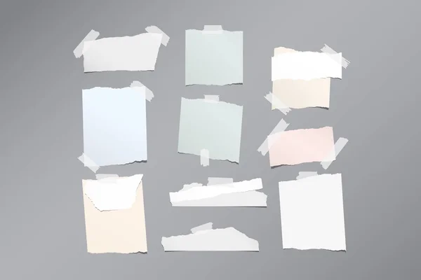 Bitar av olika storlek slet Obs, notebook, häfte pappersark fast med tejp på grått mönster — Stock vektor