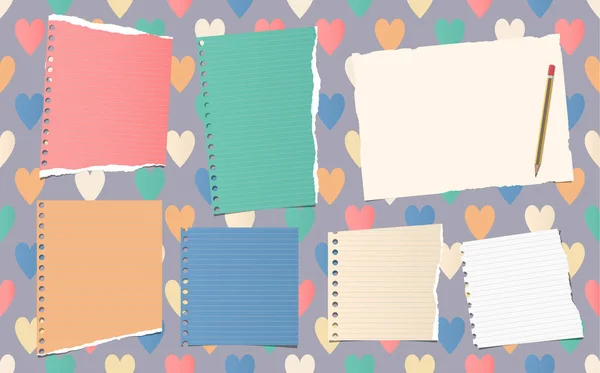 Zerrissenes liniertes Notizbuch, Copybook, Notizpapierstreifen mit Bleistift auf Muster aus bunten Herzformen aufgeklebt — Stockvektor