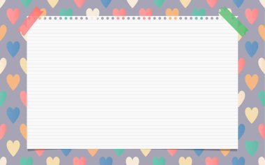 Beyaz hüküm defter, defterini, renkli kalp şekilleri oluşturulan desen üzerinde kağıt sıkışmış Not