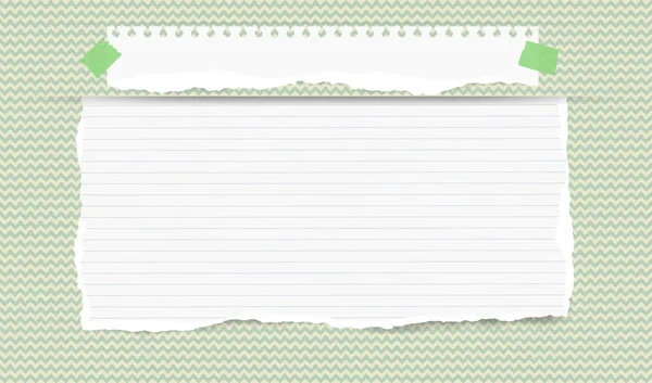 Morceaux de blanc déchiré vierge et règle note, copybook, bloc-notes, feuille insérée dans ondulé motif de papier de coupe vert — Image vectorielle