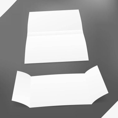 Beyaz el ilanı, mektup, broşür, katlanmış broşür gölge koyu gri arka plan ve gazetede köşe