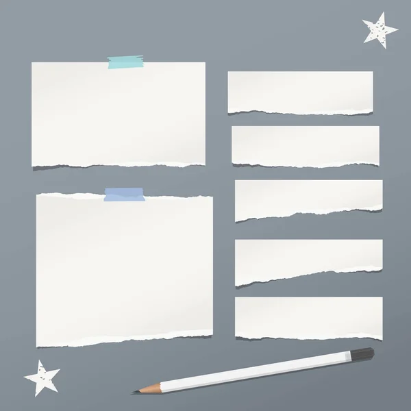 Wit geript bekleed opmerking, notebookpapier voor het bericht of de tekst geplakt met plakband op grijze achtergrond met sterren en potlood. — Stockvector