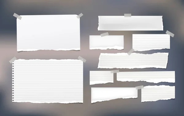 Trozos de blanco desgarrado y nota en blanco, tiras de papel de cuaderno para texto pegado con cinta adhesiva en el fondo de colorfu . — Vector de stock