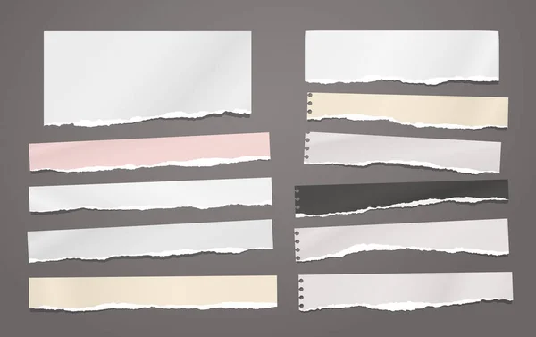 Набір рваних горизонтальних білих і барвистих паперових смуг і шматків, застрягли на темному тлі. Векторні ілюстрації — стоковий вектор