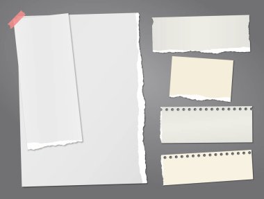 Yırtık beyaz ve sarı çizgili notlar defter şeritleri ve koyu gri arka planda yumuşak gölgeli parçalar. Vektör illüstrasyonu