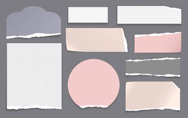 Strappato di note colorate, strisce di carta per notebook, pezzi incollati con nastro adesivo su sfondo grigio. Illustrazione vettoriale — Vettoriale Stock