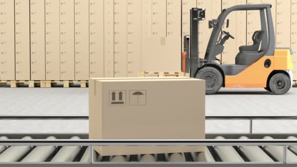 Kartonnen dozen op transportband met heftruck — Stockvideo